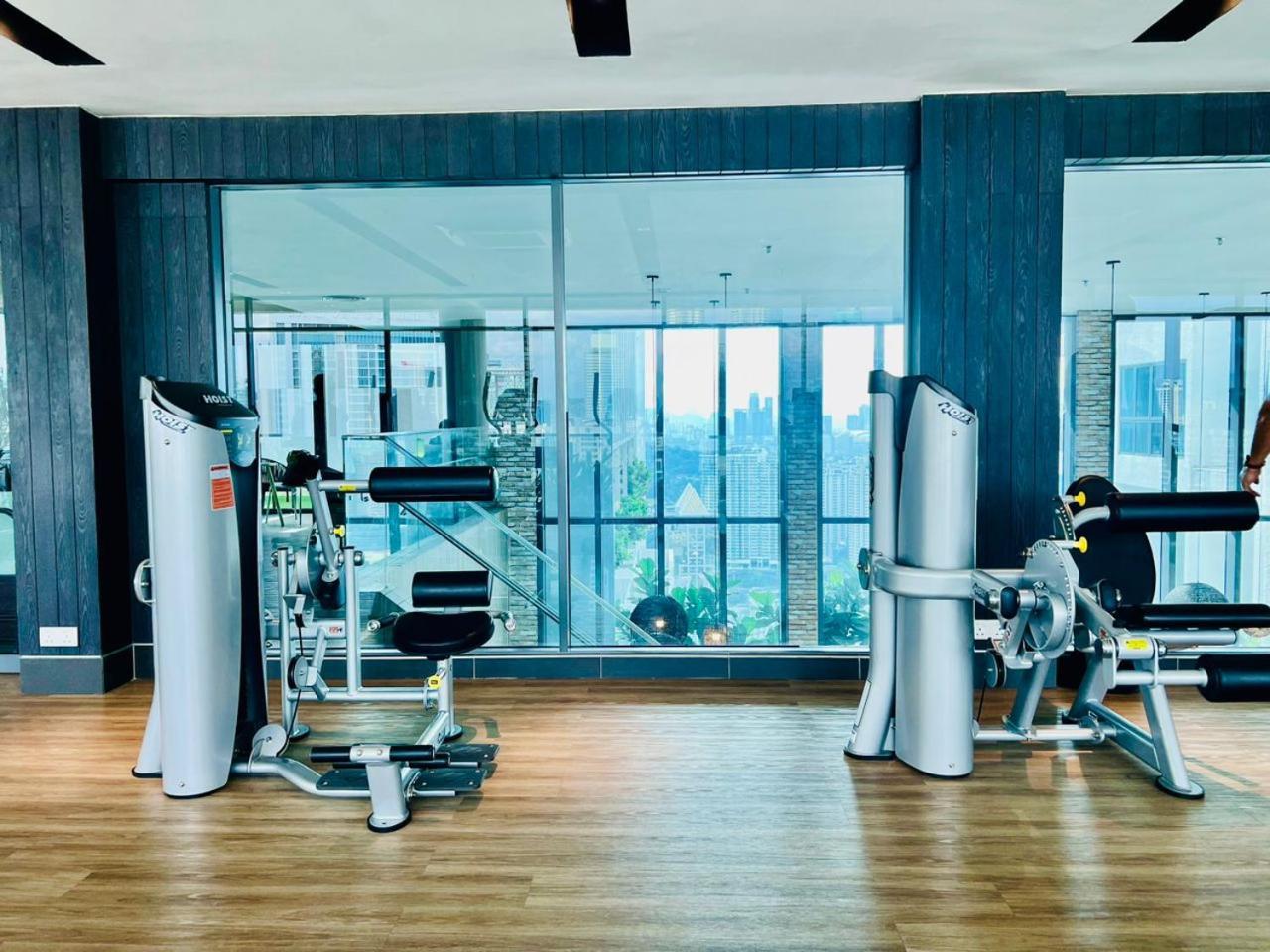 The Luxe Suites Infinitum Klcc Kuala Lumpur Buitenkant foto